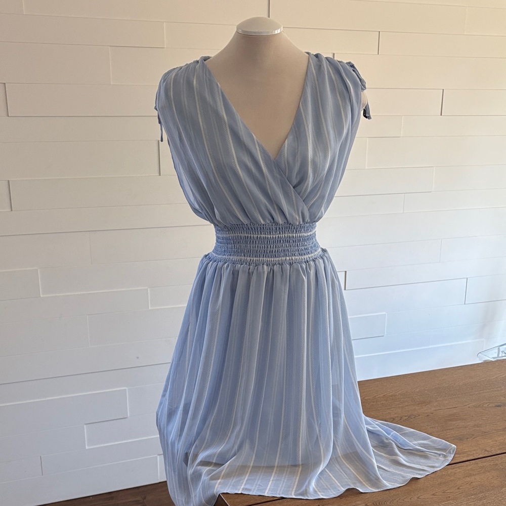 L BCBG Paris Elegant Powder Blue Striped Dress